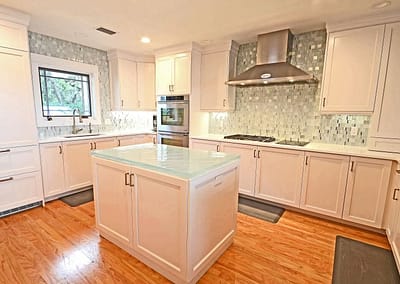 White Glass Countertop St Petersburg with thick textured glass island