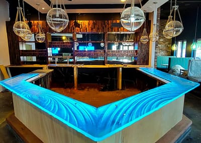 glass bar top restaurant Sea Glass Tampa